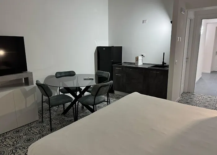 Di Prima Diffuso Aparthotel Katánie
